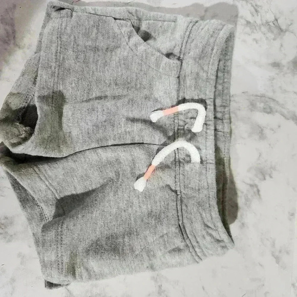 Baby Girl Bundle 3 one piece jumpers 1 top 1 short size 18 months - Picture 10 of 11